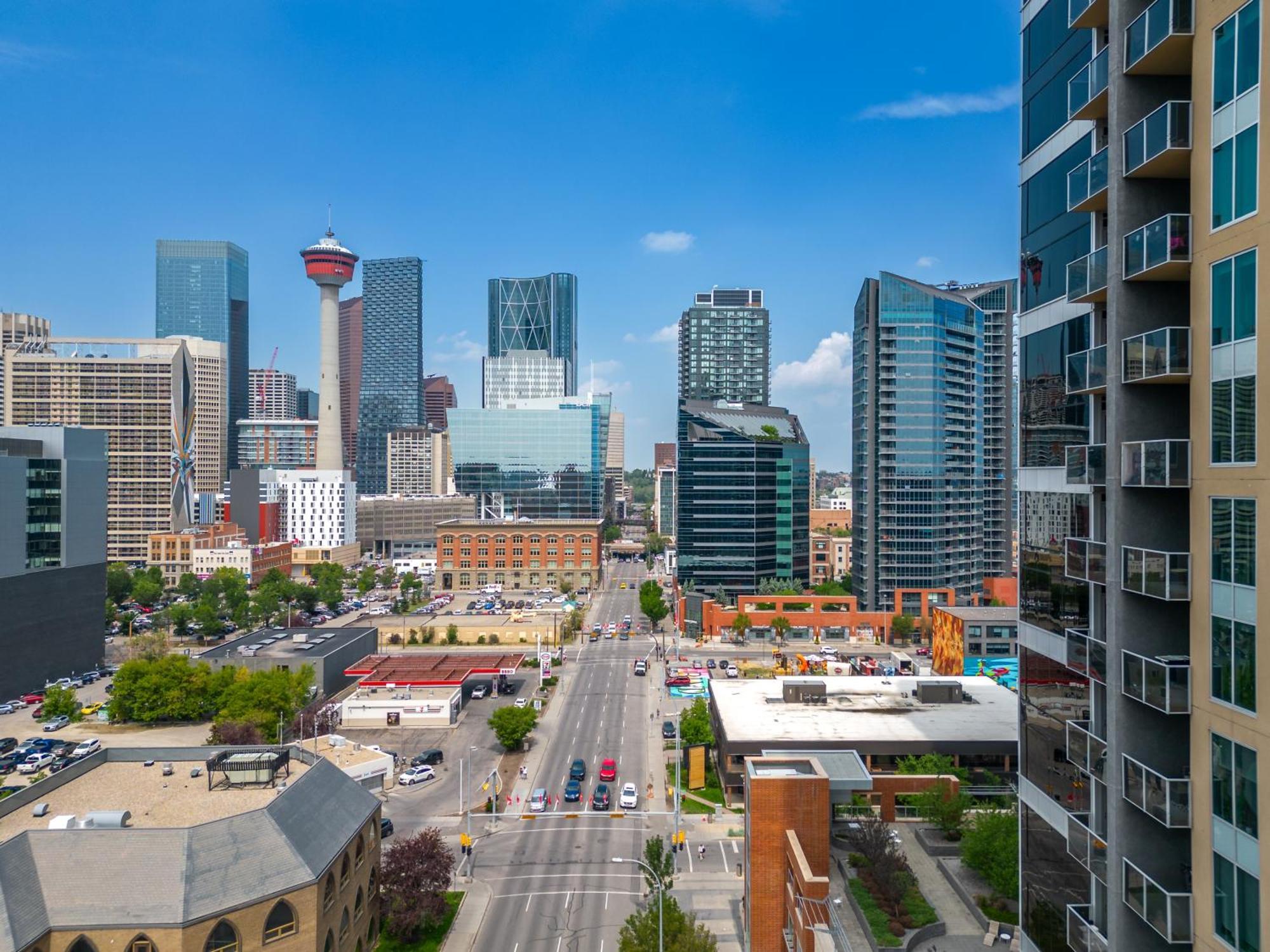 City Centre Retreat - 1Br Condo With Desk YYC 외부 사진